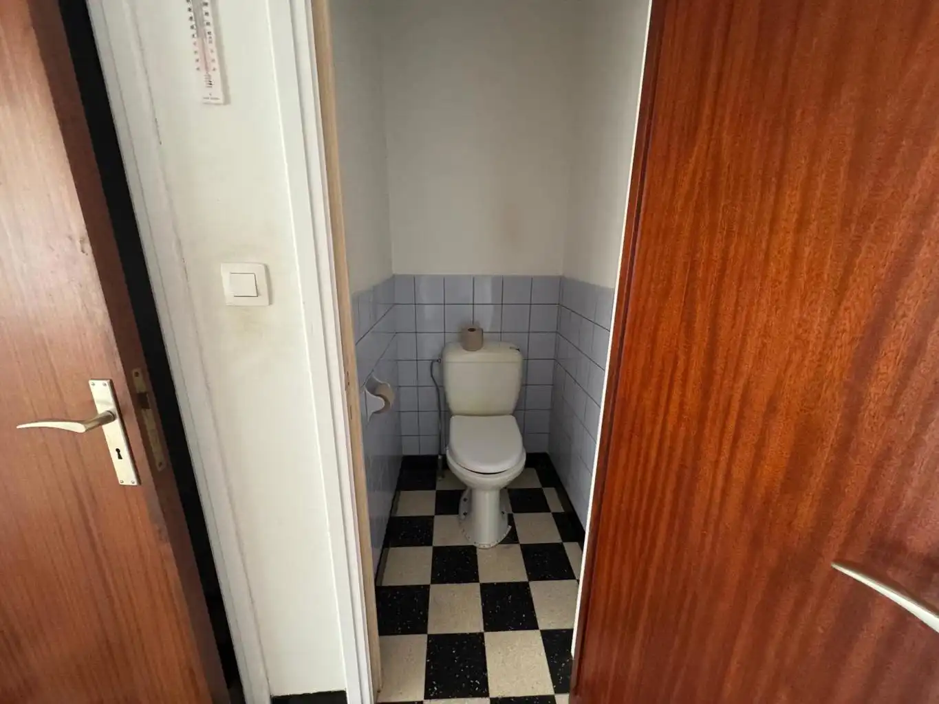 Opbrengsteigendom met 3 appartementen, tuin en 2 garages foto 13
