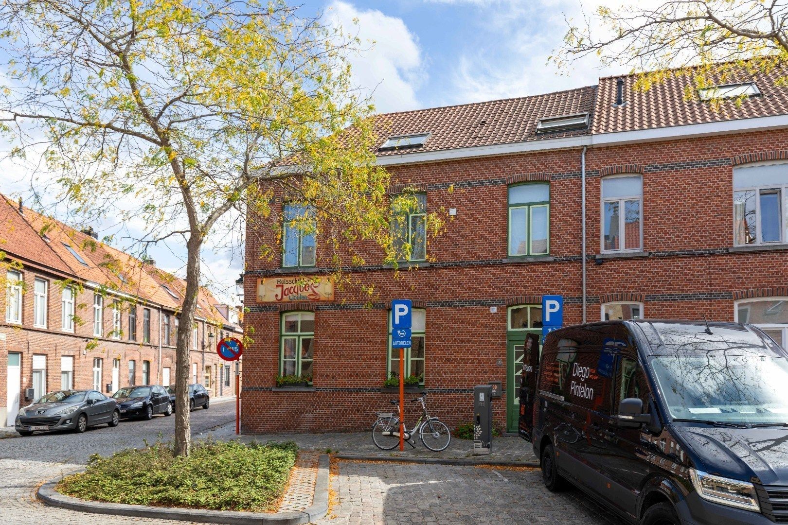 Woning met groot atelier in St-Gilliskwartier foto 17
