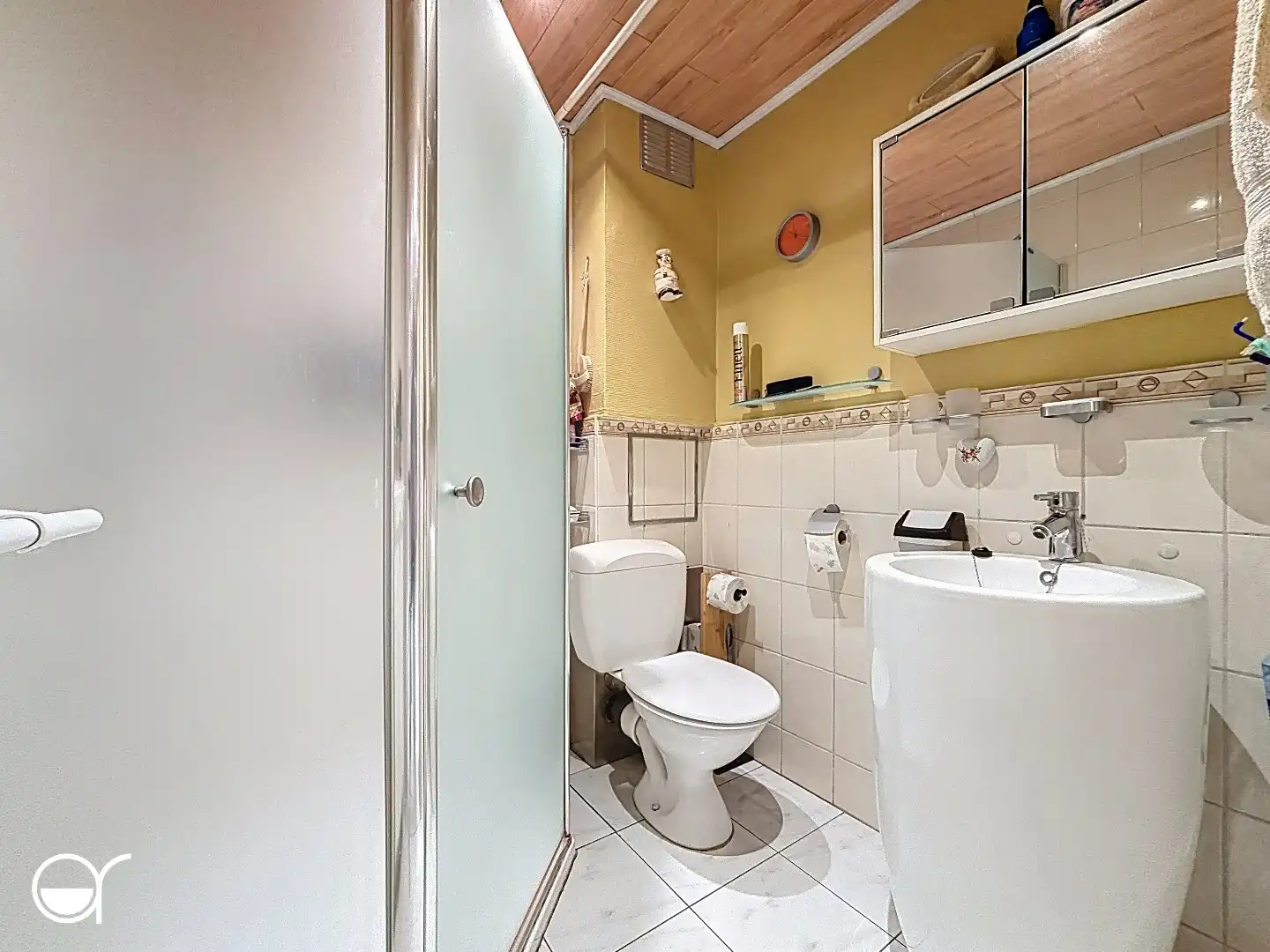 2-slaapkamerappartement aan het water foto 12