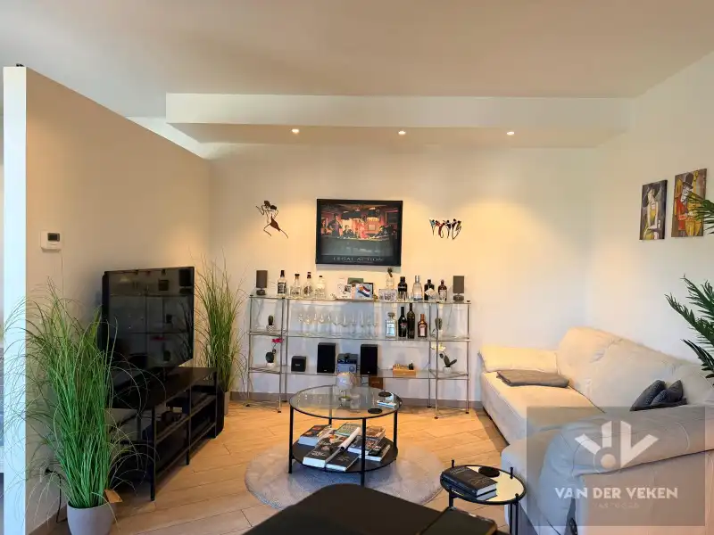 STUDIO OP EEN TOPLOCATIE!! foto 2