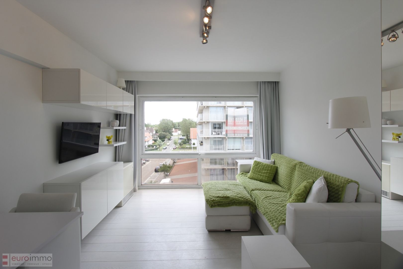 Charmante, zuidgerichte studio op een rustige ligging! foto 4