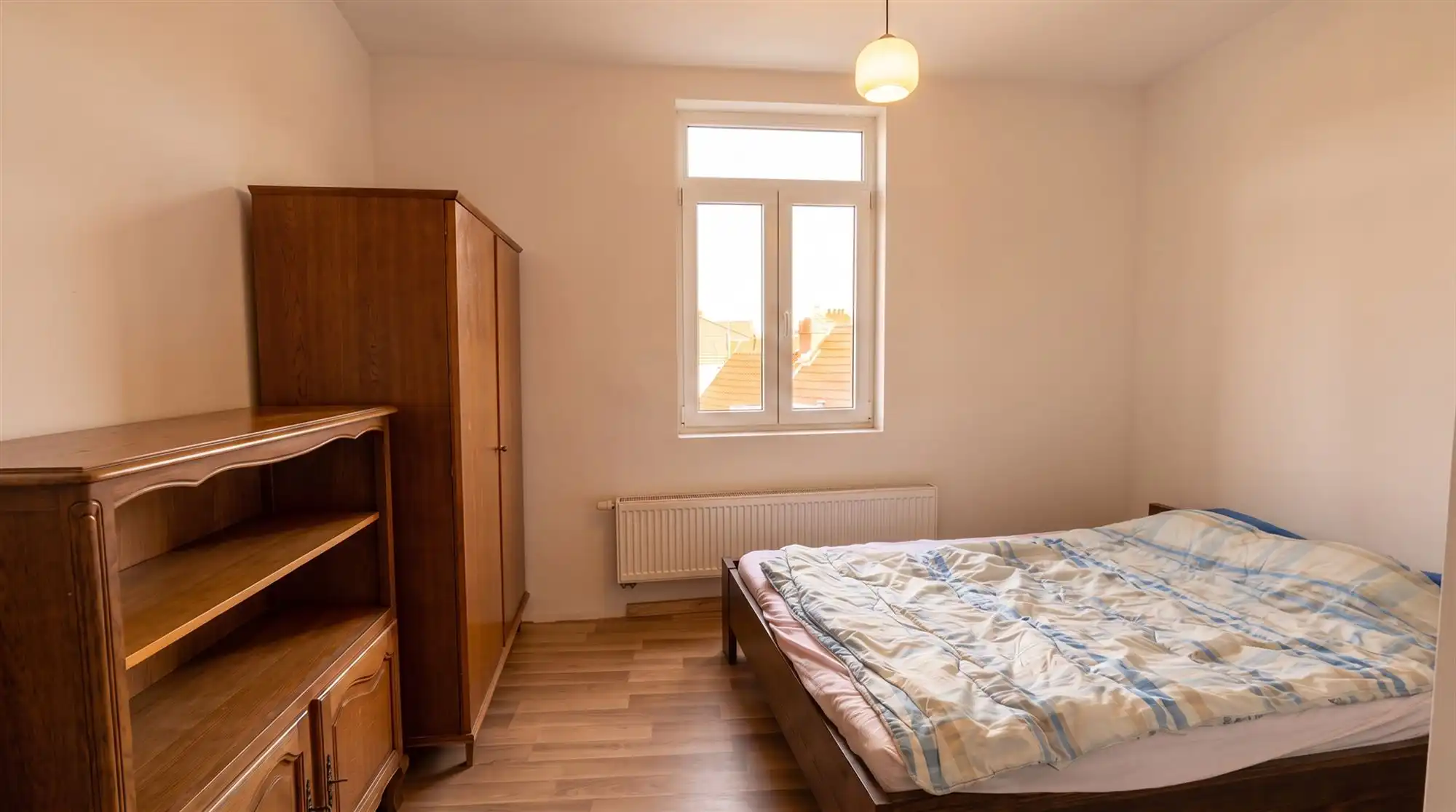 Rendabele opbrengsteigendom met 3 appartementen en handel. foto 13