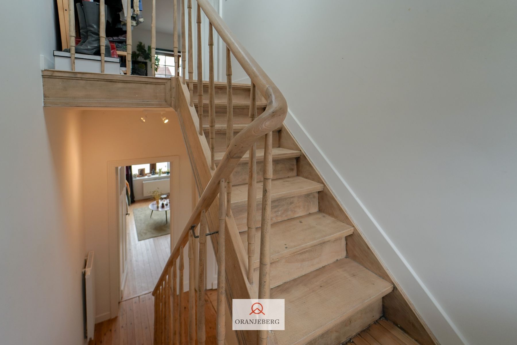 Gerenoveerde herenwoning met 4 slpk's vlakbij Muinkpark foto 41