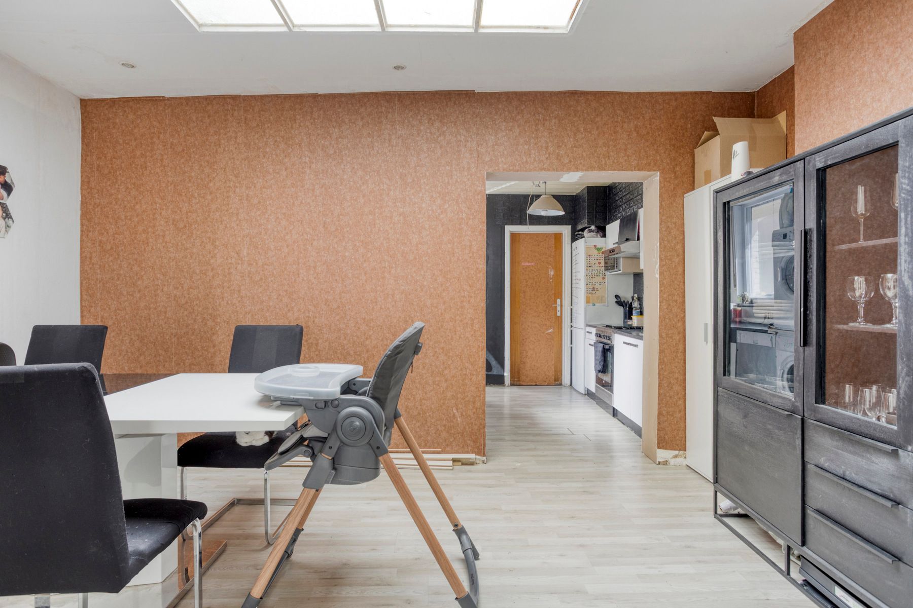 Op te frissen woning met potentieel in Zele foto 7