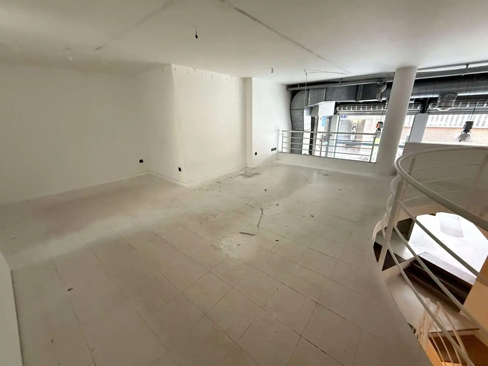 Handelsgelijkvloers tussen Bondgenotenlaan en Diestsestraat foto 14