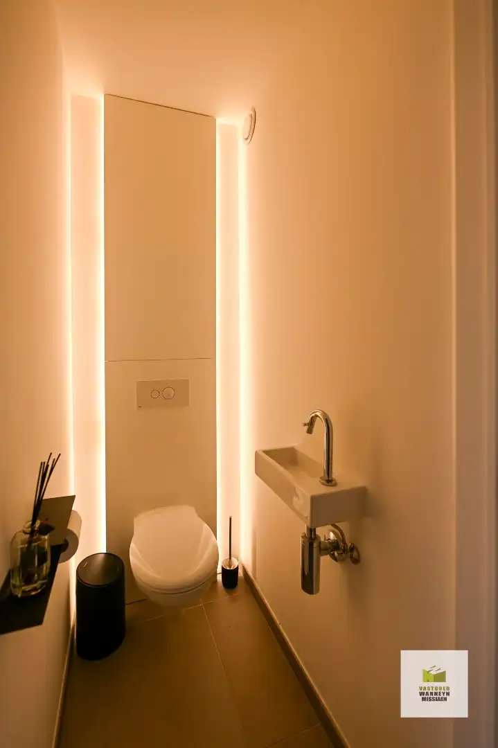 Luxueuze penthouse met groot terras, 2 slaapkamers en 2 parkeerplaatsen foto 12