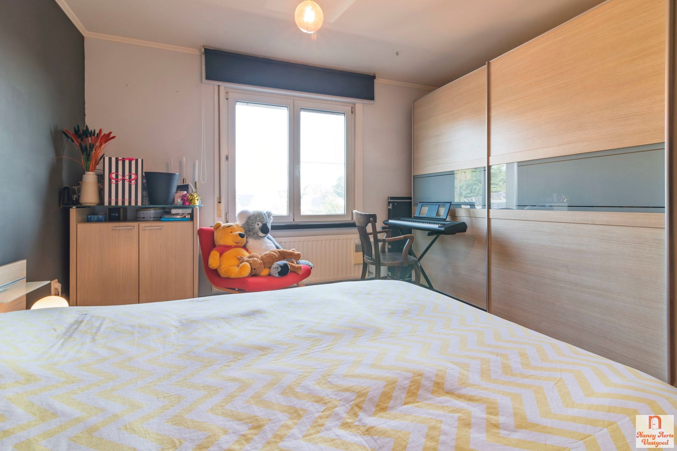 Ruim, stijlvol appartement met 3 slaapkamers foto 18