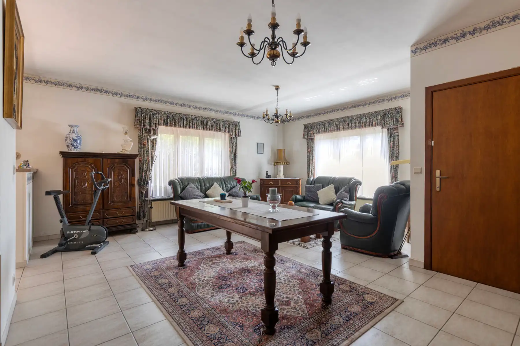 Residentieel gelegen bungalow met 2 slaapkamers foto 5