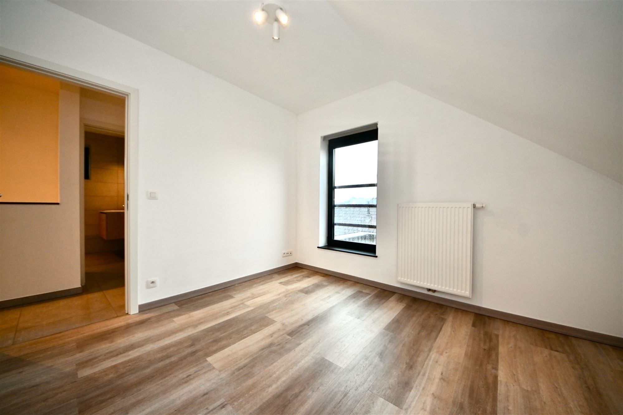 Duplex appartement met 2 slaapkamers en terras. foto 13