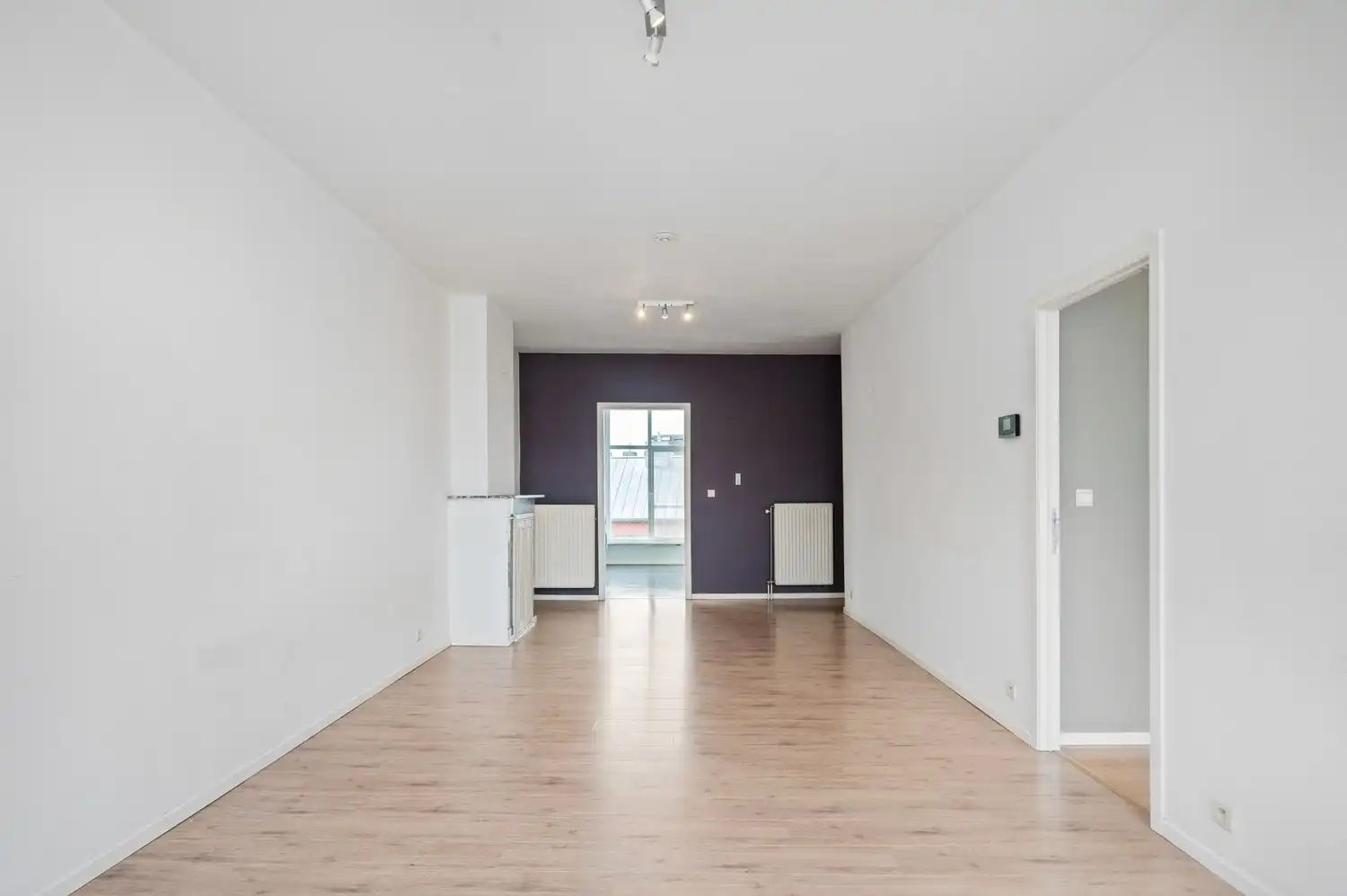 Ruim en lichtrijk appartement met 2 slpkrs en garagebox optioneel in het centrum van Lier foto 5