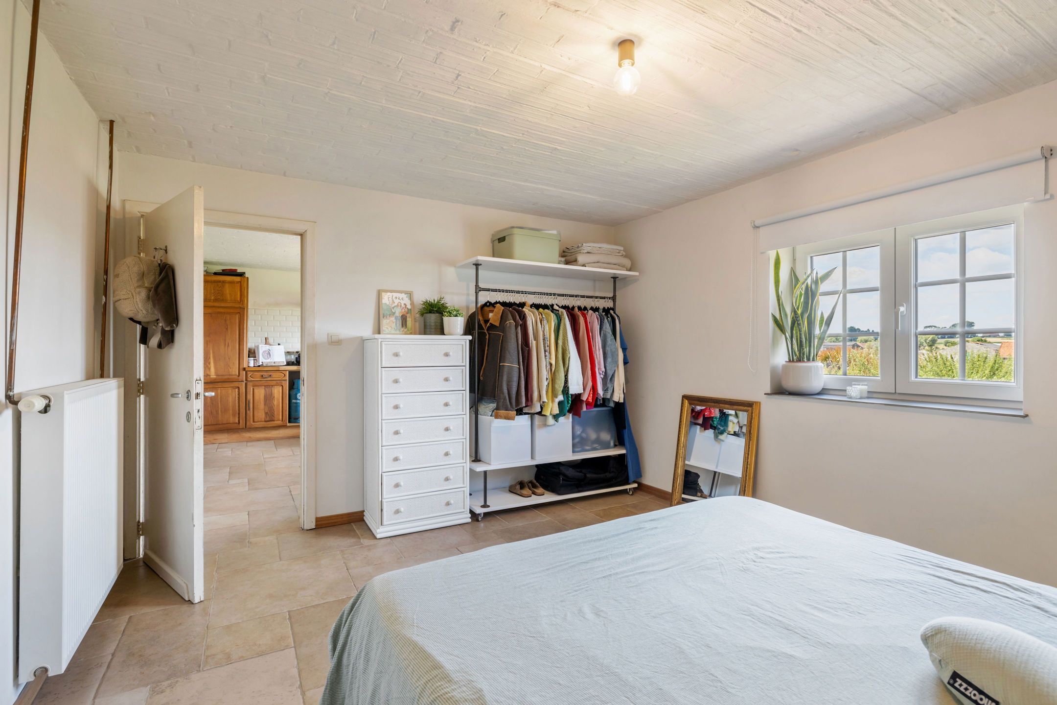 Te renoveren hoeve met schuur, loods en prachtige zichten foto 11