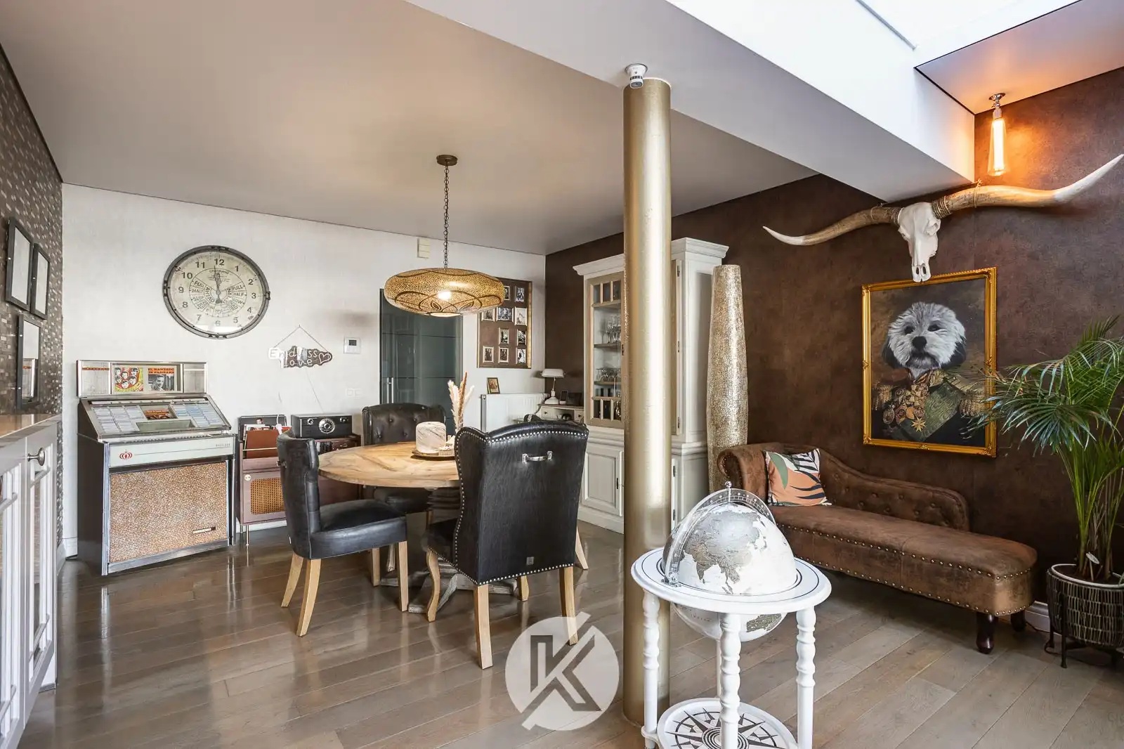 Stijlvol appartement met 2 garages foto 11