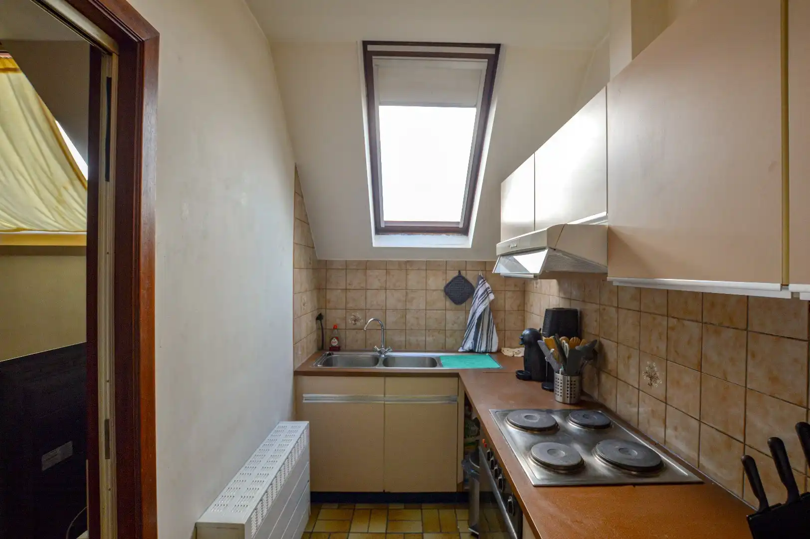 Interessante opbrengsteigendom met 5 volledig verhuurde appartementen in het centrum van Oudenburg foto 25