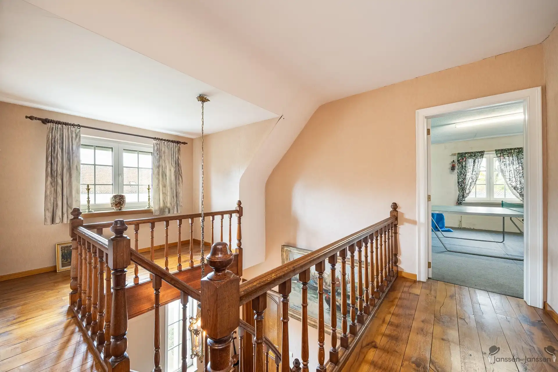 Karaktervolle woning met prachtig zicht op eigen natuurdomein foto 18