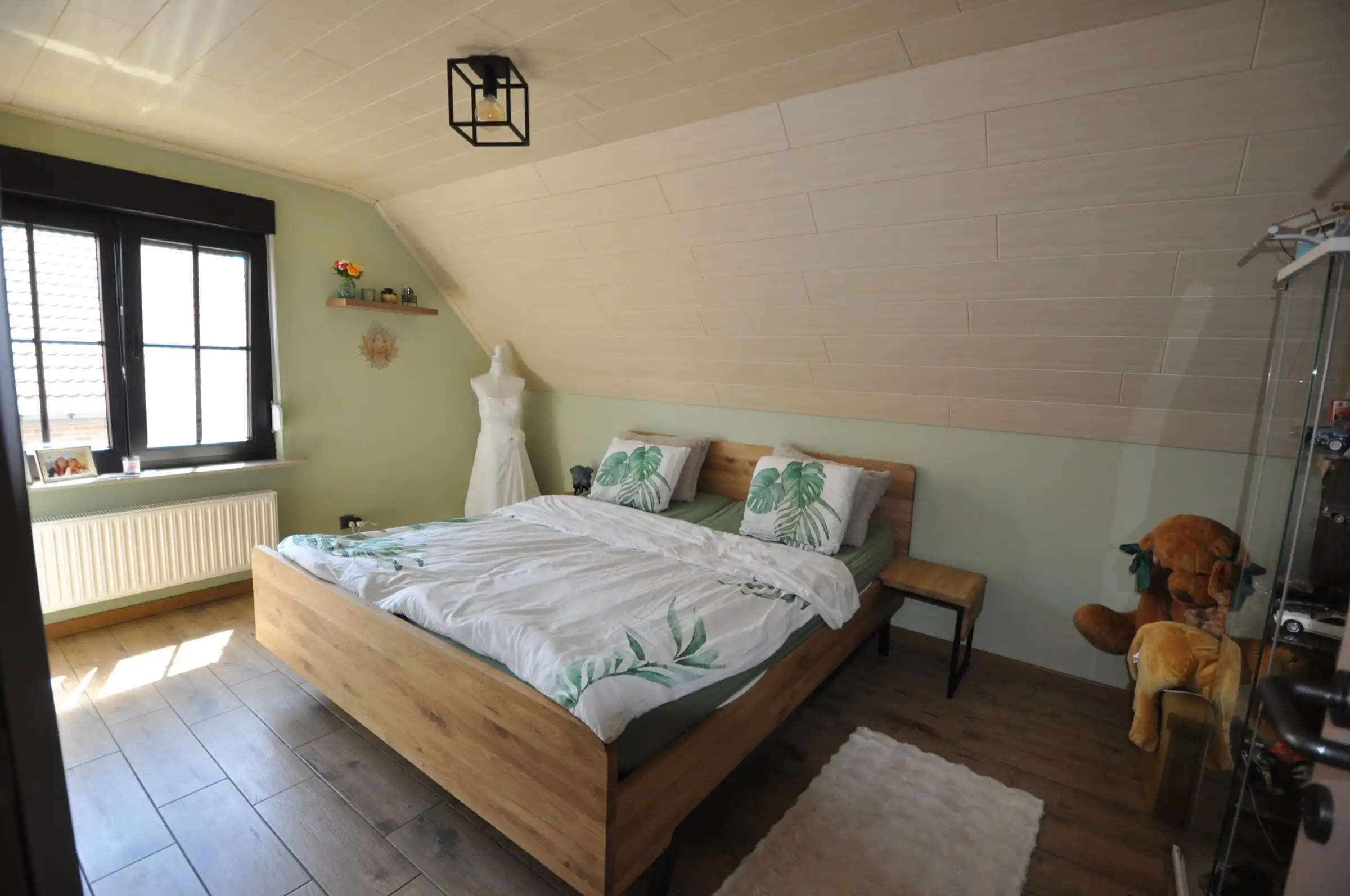 Instapklare energiezuinige villa met hoogwaardige afwerking op een ruim perceel van 664 m² in Oudenburg. foto 15