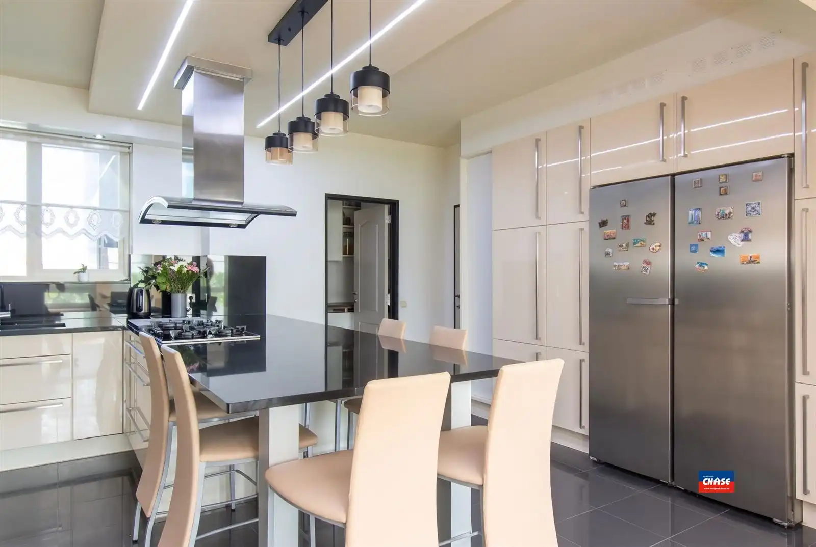 Appartement van 189m² met 3 slaapkamers, 2 badkamers en autostaanplaats + berging met EPC-A foto 11