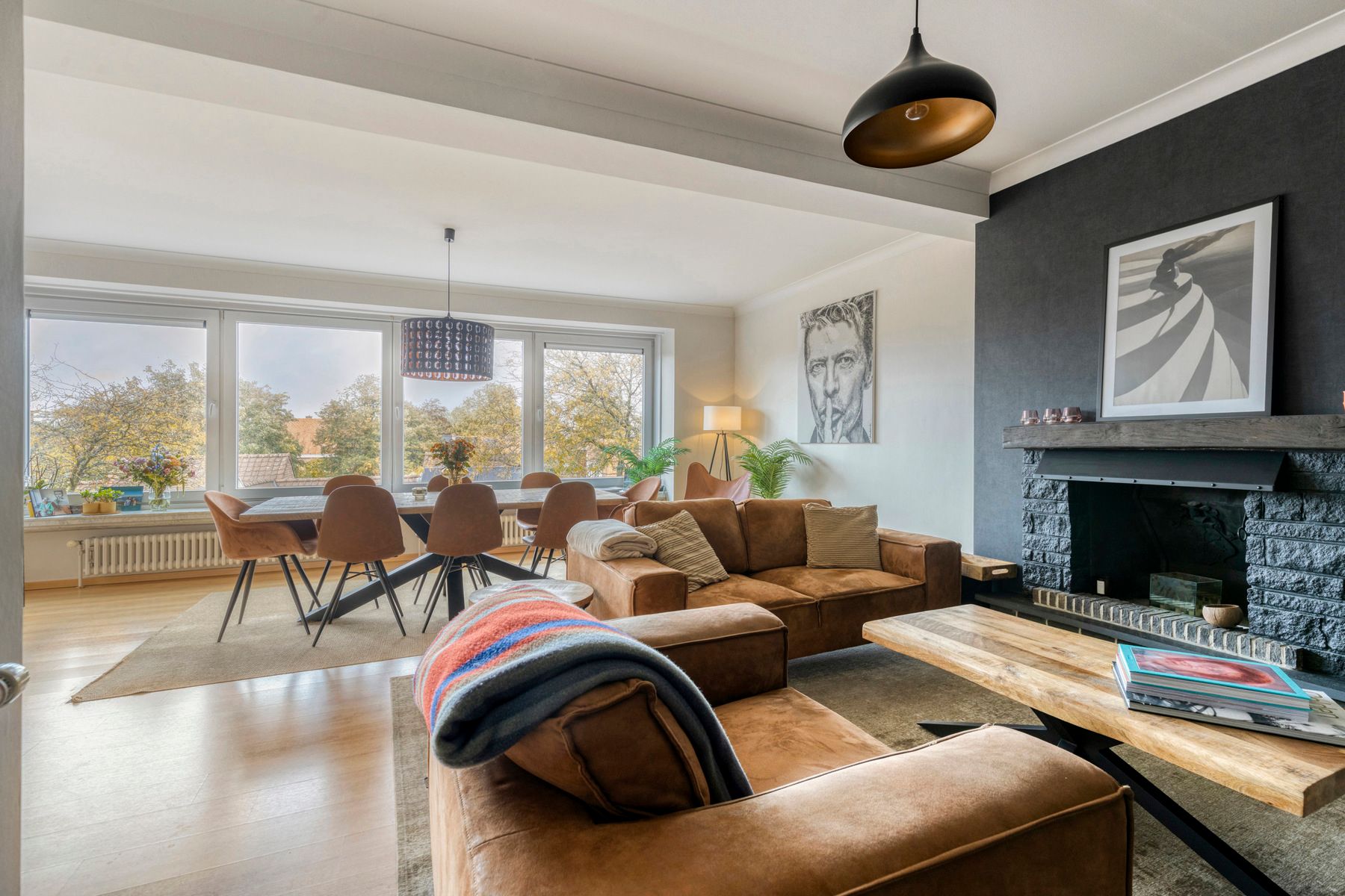 Ruim instapklaar appartement met 3 slaapkamers! foto {{pictureIndex}}