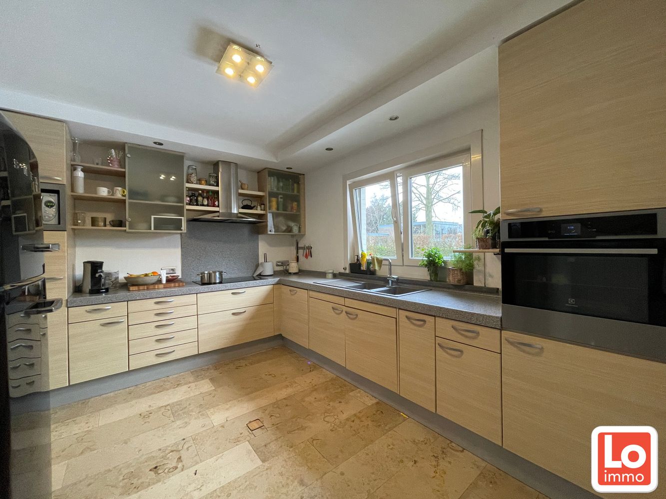 Alleenstaande ruime woning met 4 slaapkamers foto 6