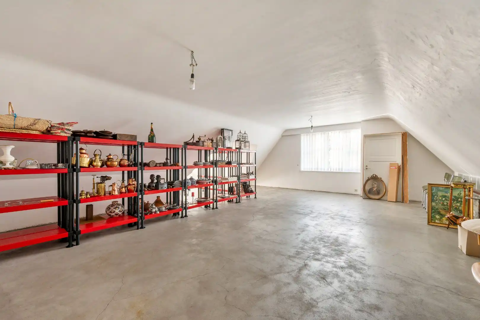 Unieke eigendom met 2 schuren, kapschuur, paardenstal en verzichten foto 48