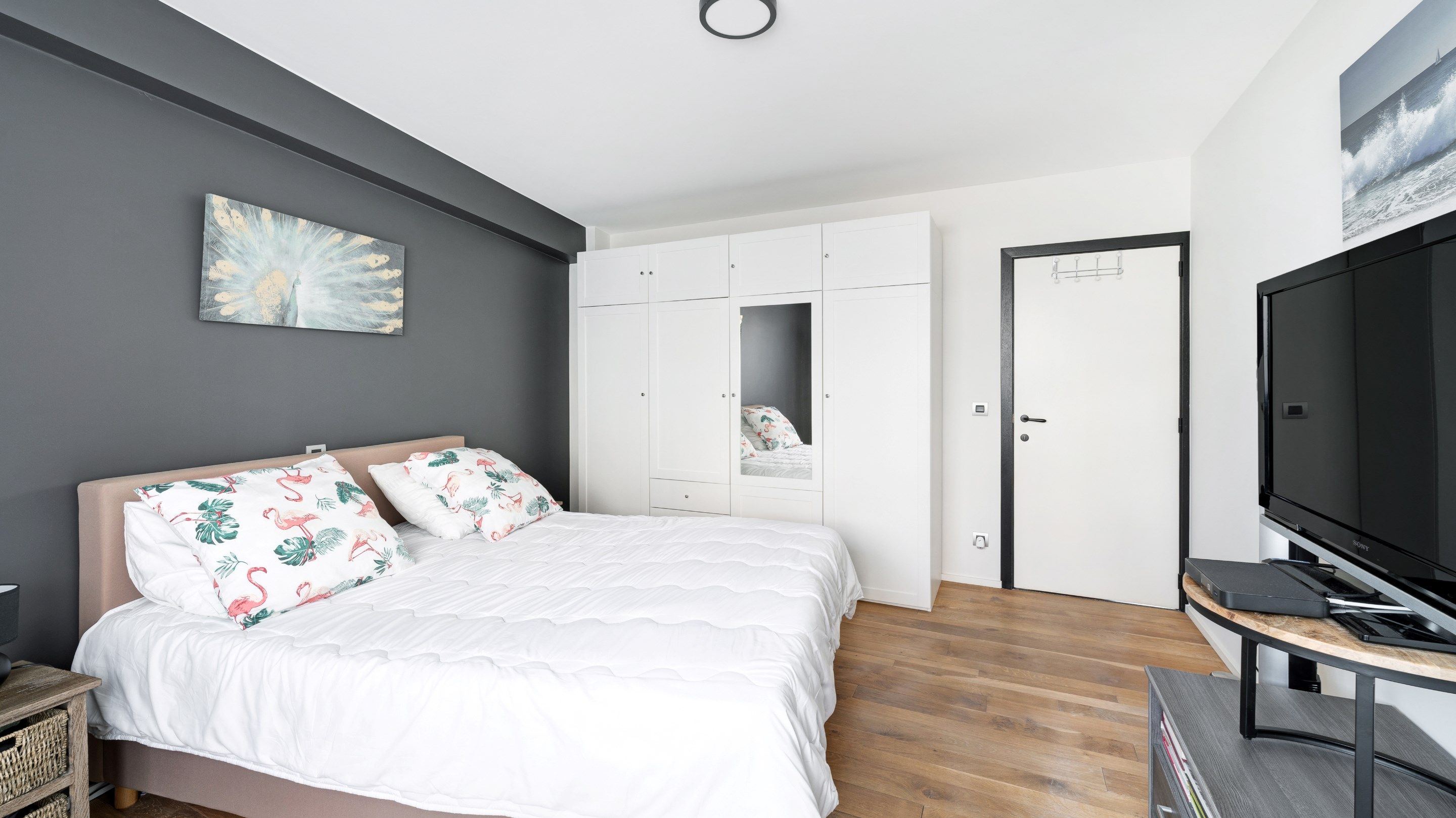Vernieuwd appartement met parkeerplaats inbegrepen foto 12