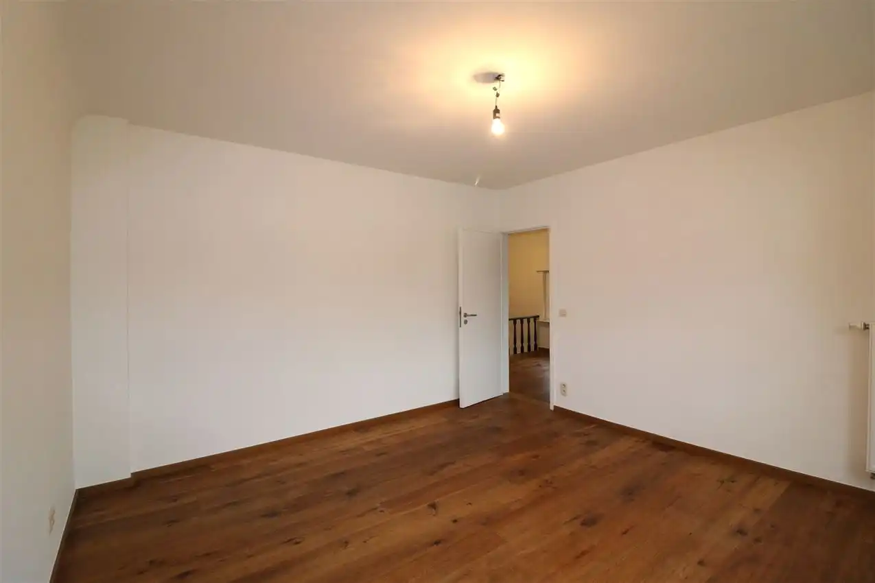 Villawoning, nabij station, 3 slpk., mooie omgeving, instapklaar foto 35