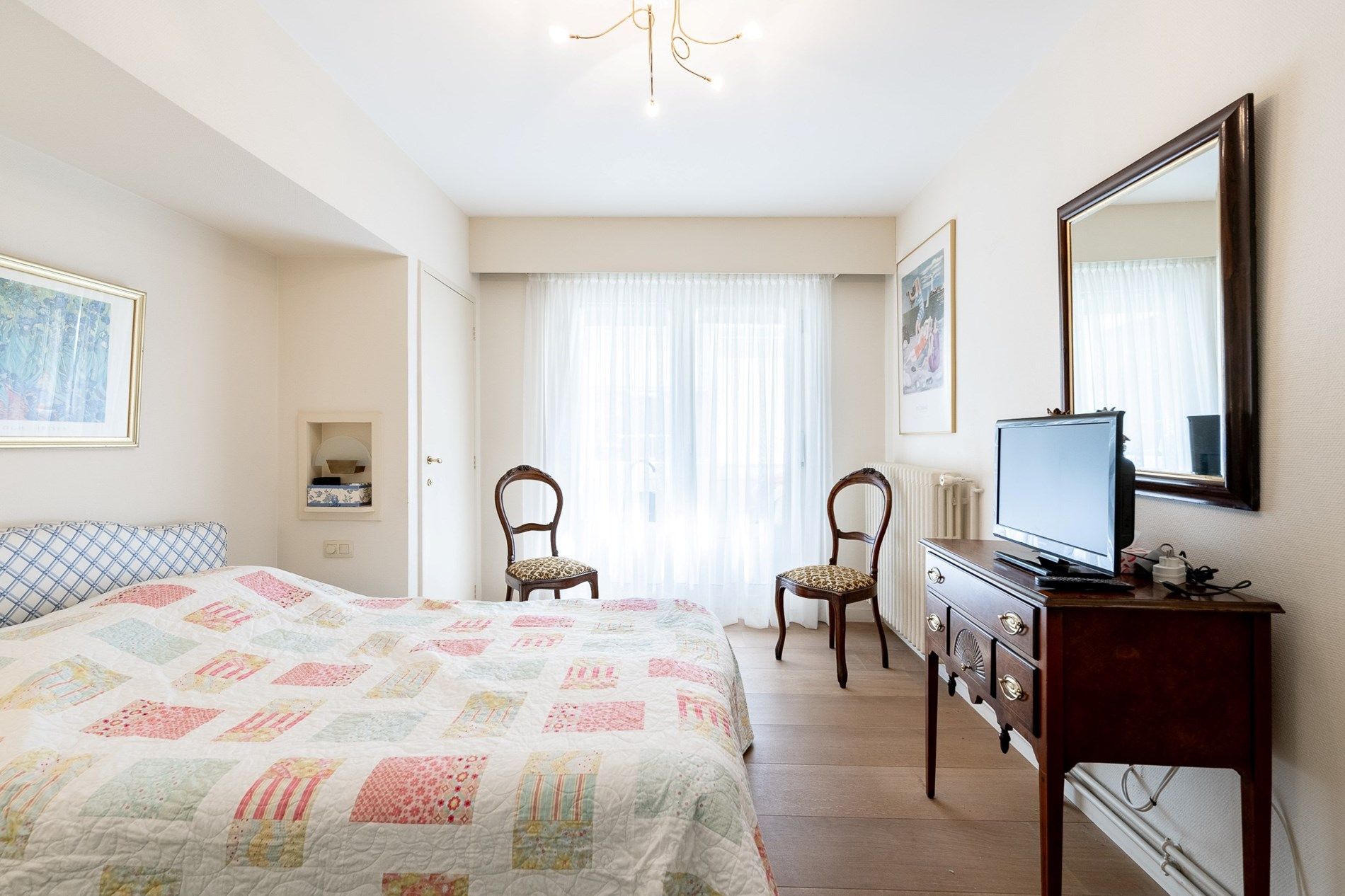Extra ruim appartement in de Zoutelaan te Knokke foto 13