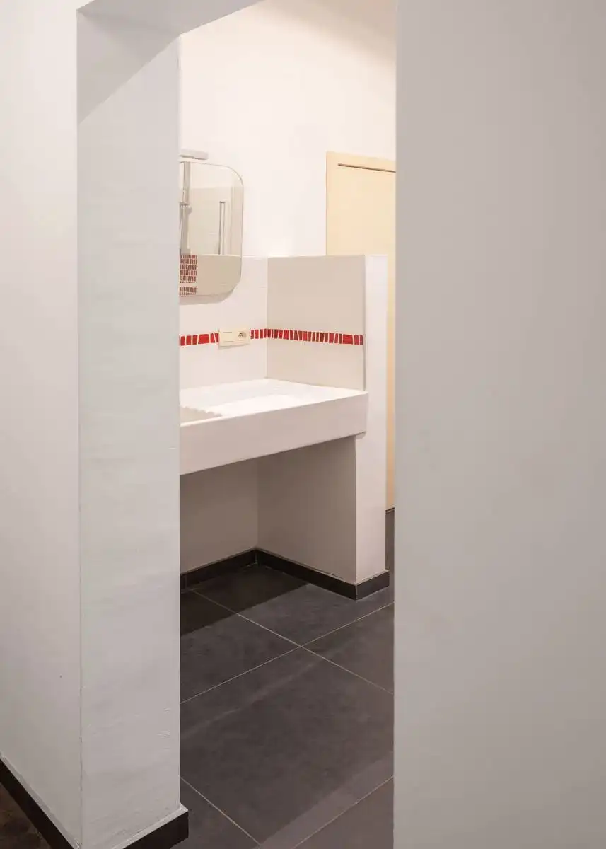 Charme appartement met groot terras op topligging foto 17