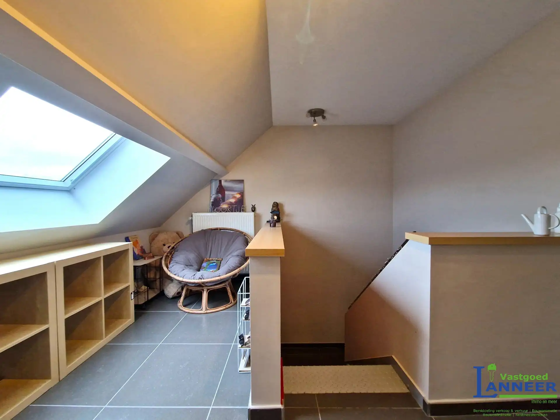 Duplexappartement met 2 slaapkamers en ruim terras te Lennik foto 7