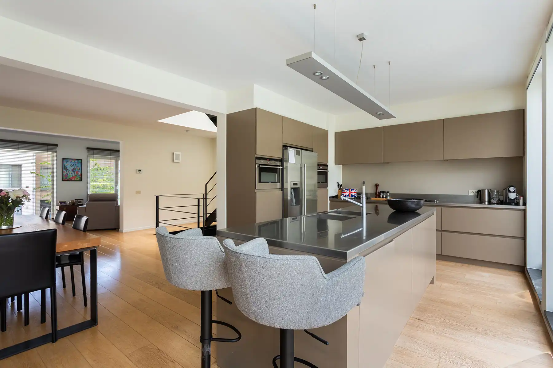 Pulhofwijk | Uitzonderlijke woning met ZW-tuin foto 9