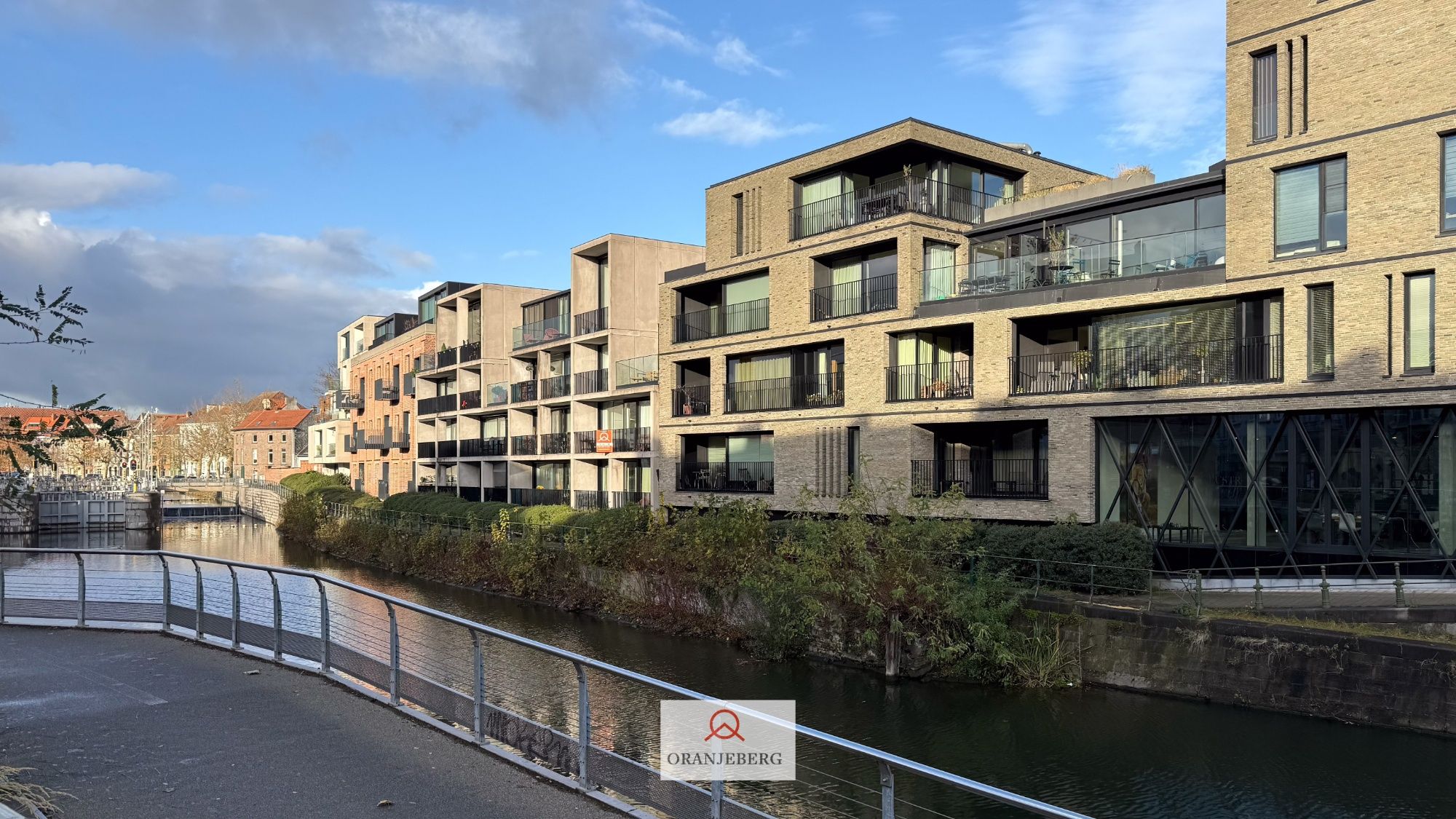 2 slk app met terras & uniek zicht op het water in centrum-Gent foto 40
