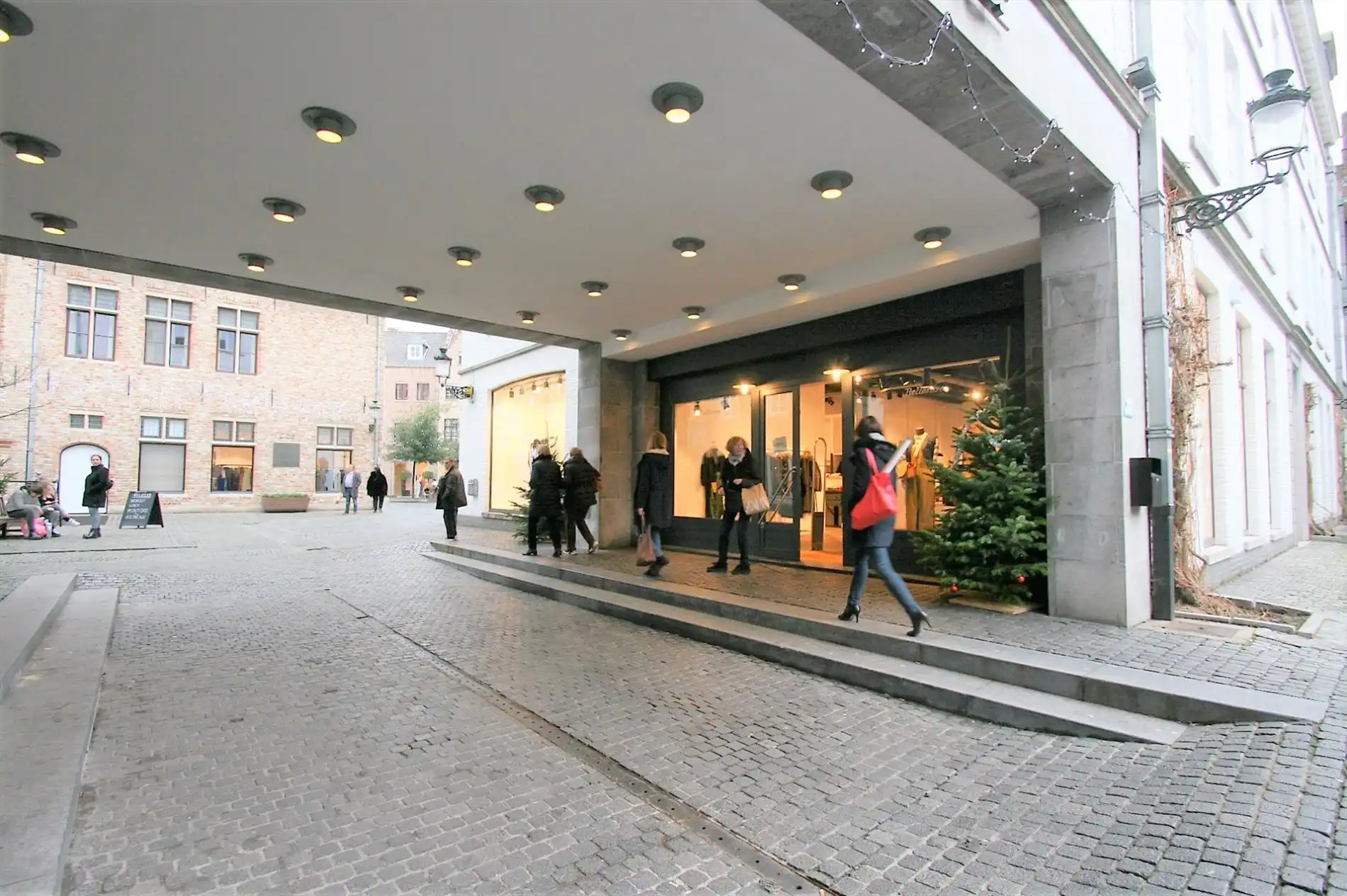 Winkelpand te huur Zilverpand 21 Brugge foto 7