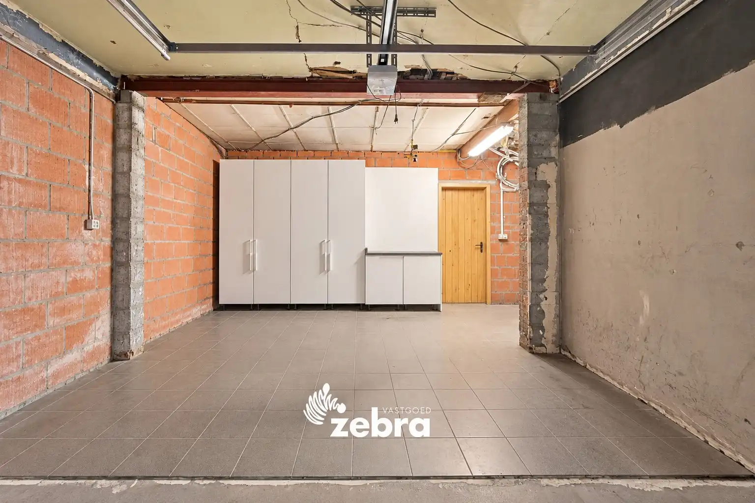 Halfopen bebouwing met loods (288 m²) te Rumbeke! foto 11
