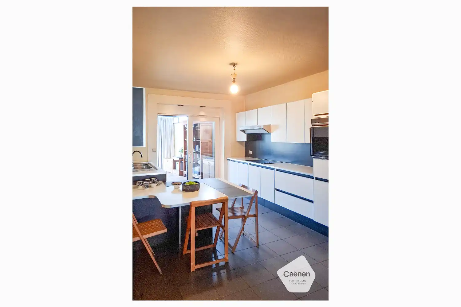 Handelshuis met woonst foto 14