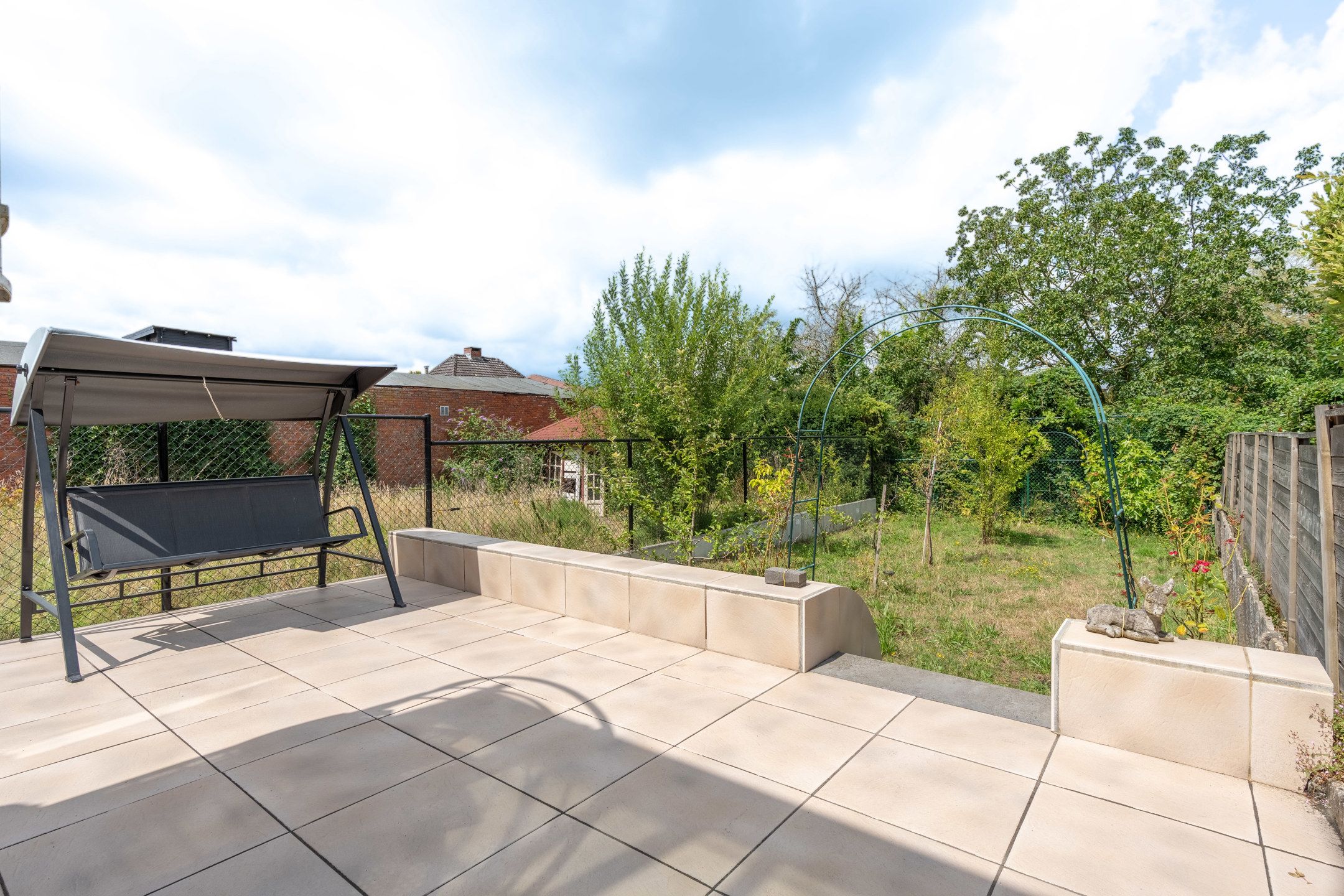 Volledig vernieuwde  woning/kantoor/handelspand met 5 slpks foto 42