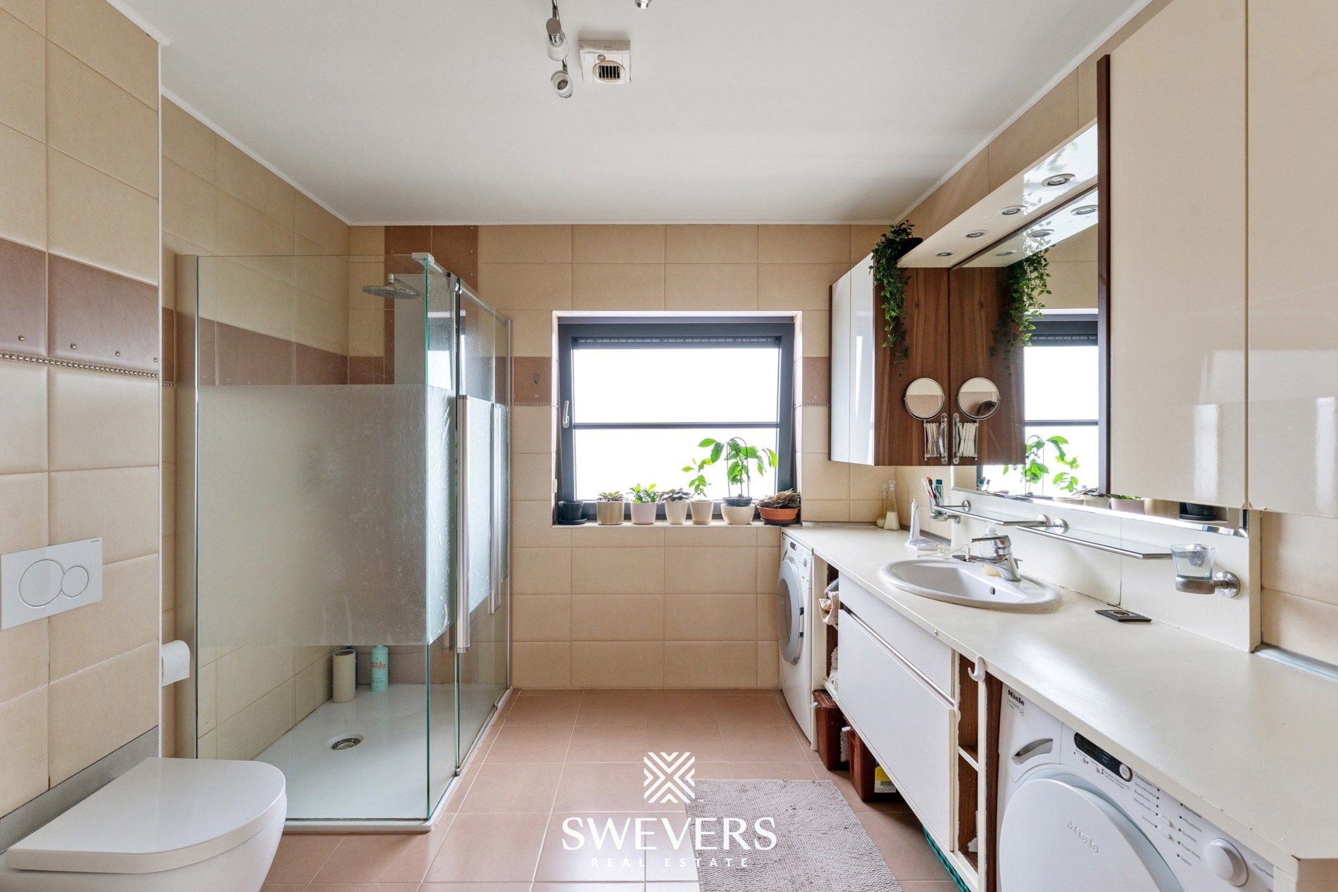 Topwoning voor grote gezinnen met luxe afwerking foto 23