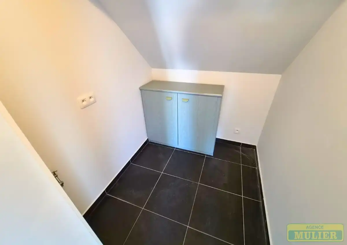 MODERN APPARTEMENT AAN DE ZONNEKANT TE KOOP IN DE PANNE foto 10