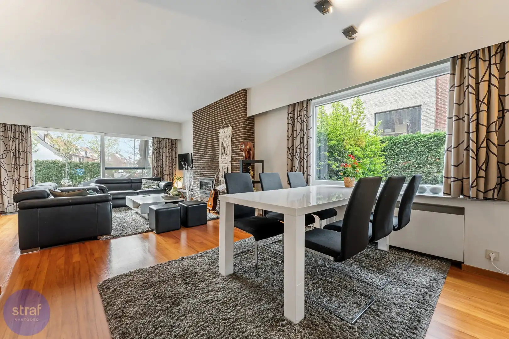 Enorme woning in de beste straat van Linkeroever foto 2