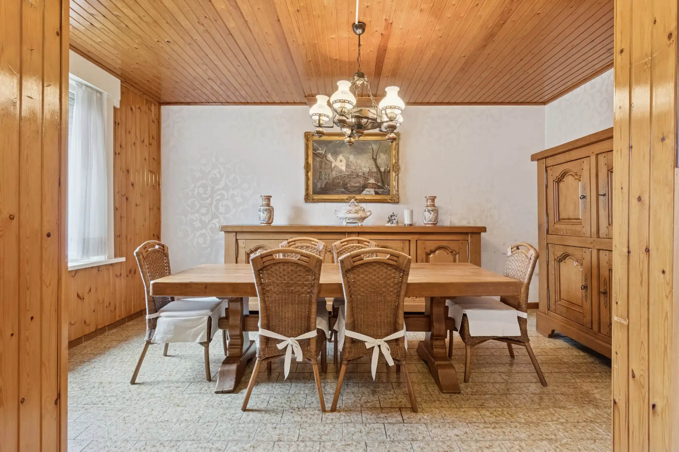 Charmante woning met renovatiepotentieel  foto 6
