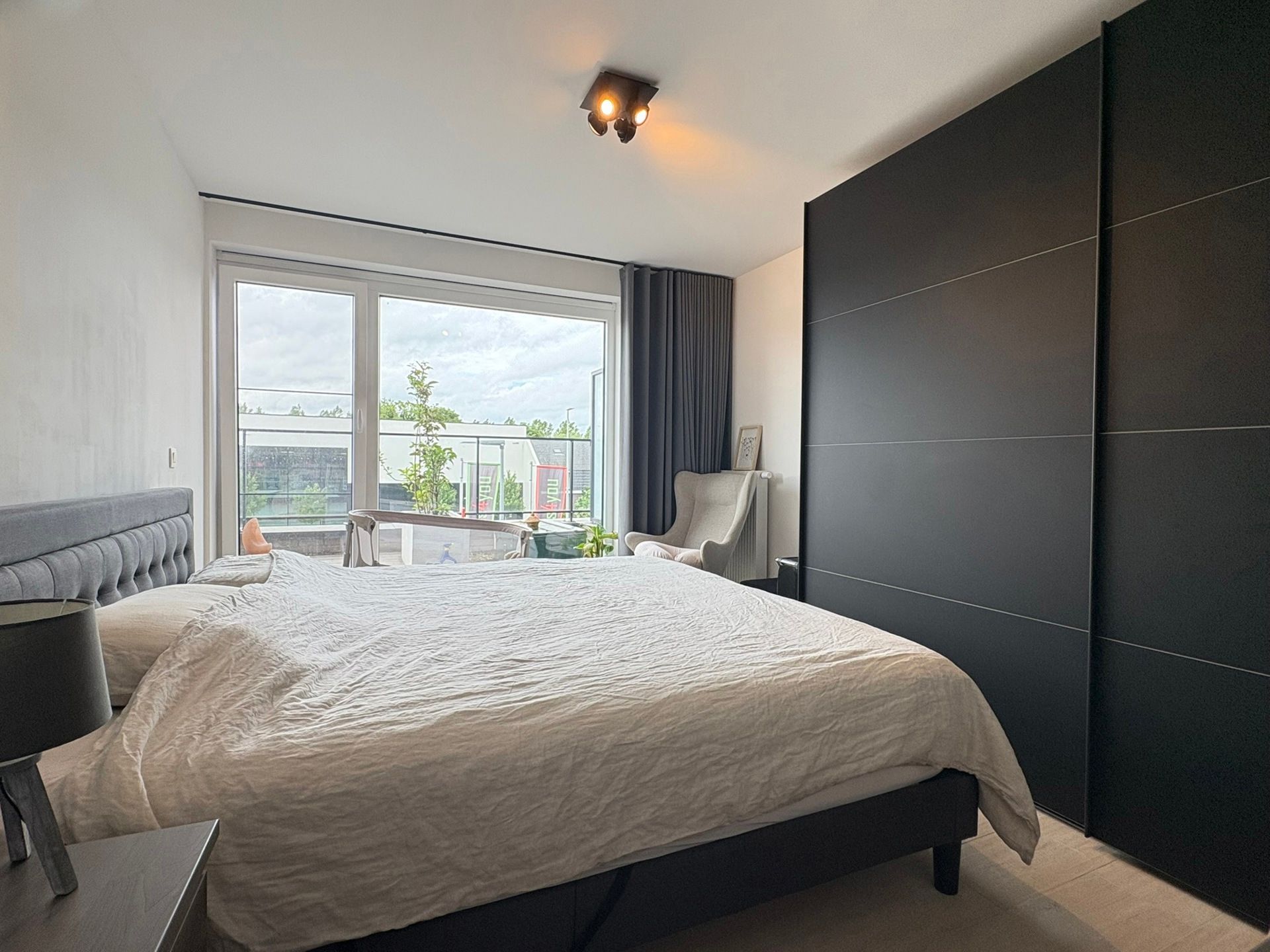 Instapklaar en centraal gelegen appartement  in het hart van Deinze foto 6