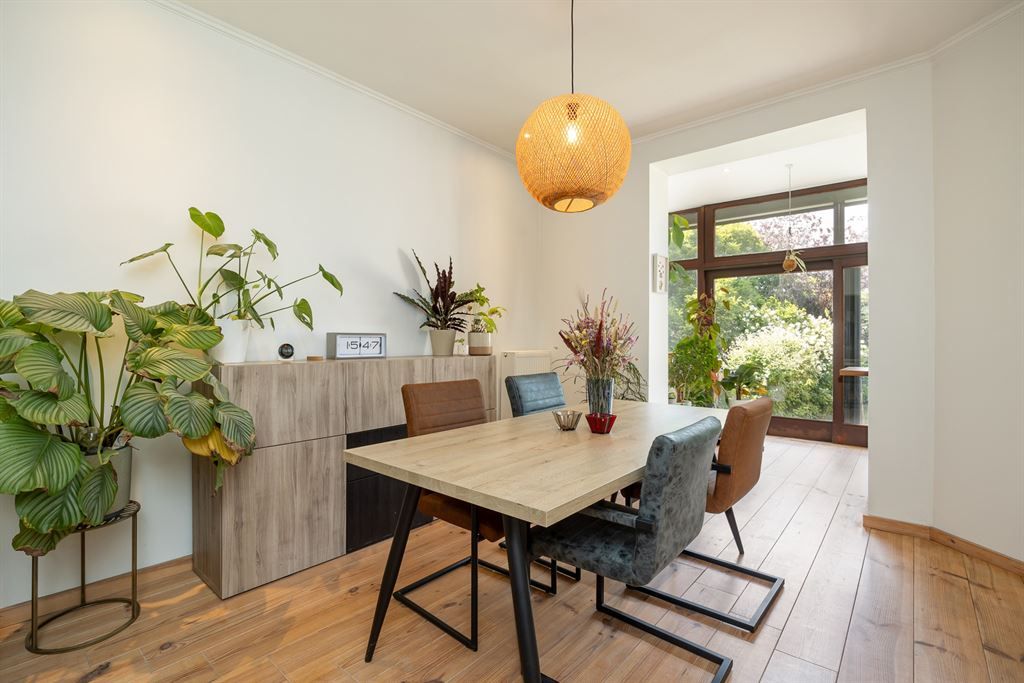 Gelijkvloers appartement met tuin en garage foto 3