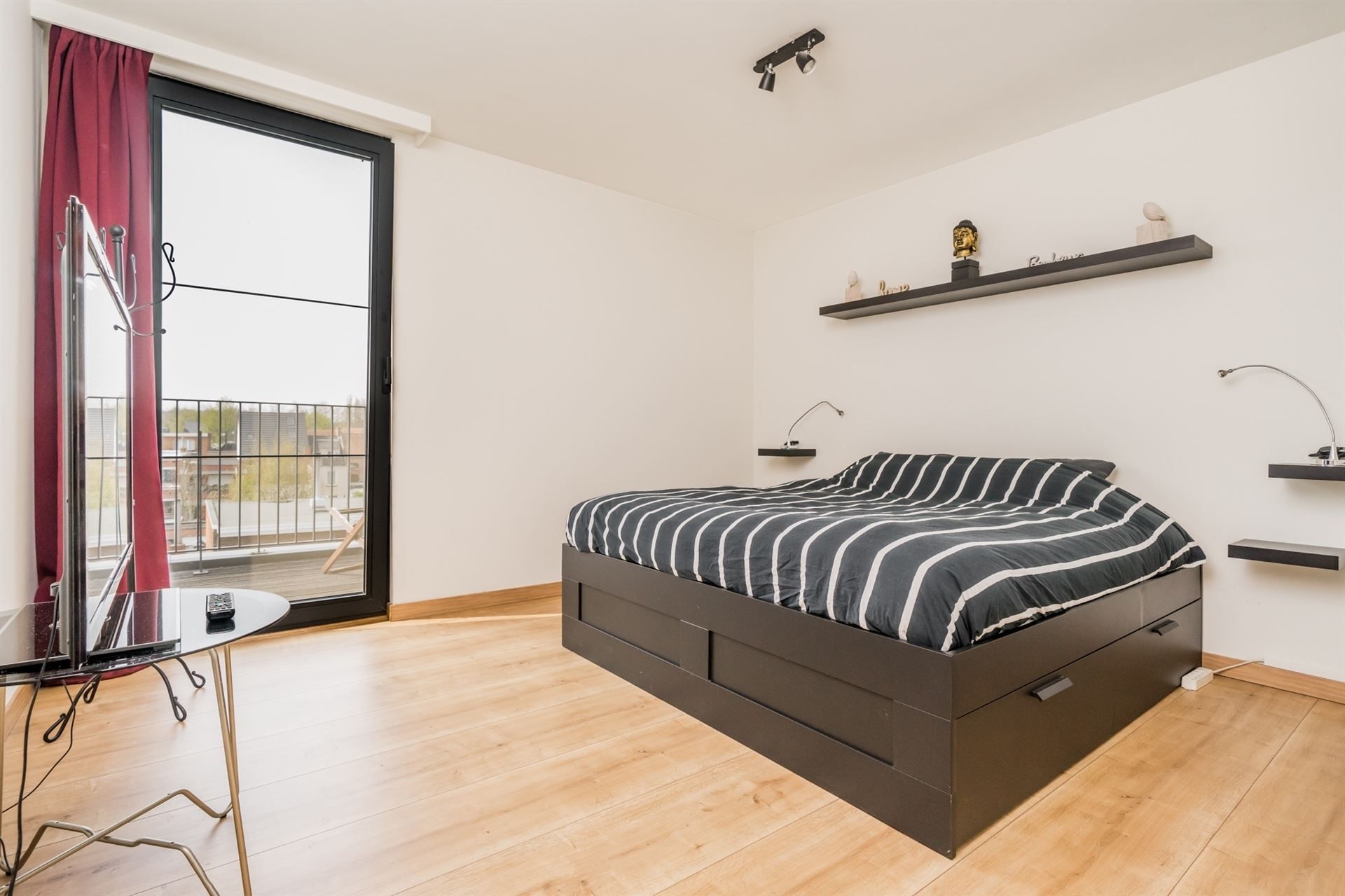 Duplex app. met 2 slpk, lift en 3 terrassen nabij centrum Mechelen foto 10