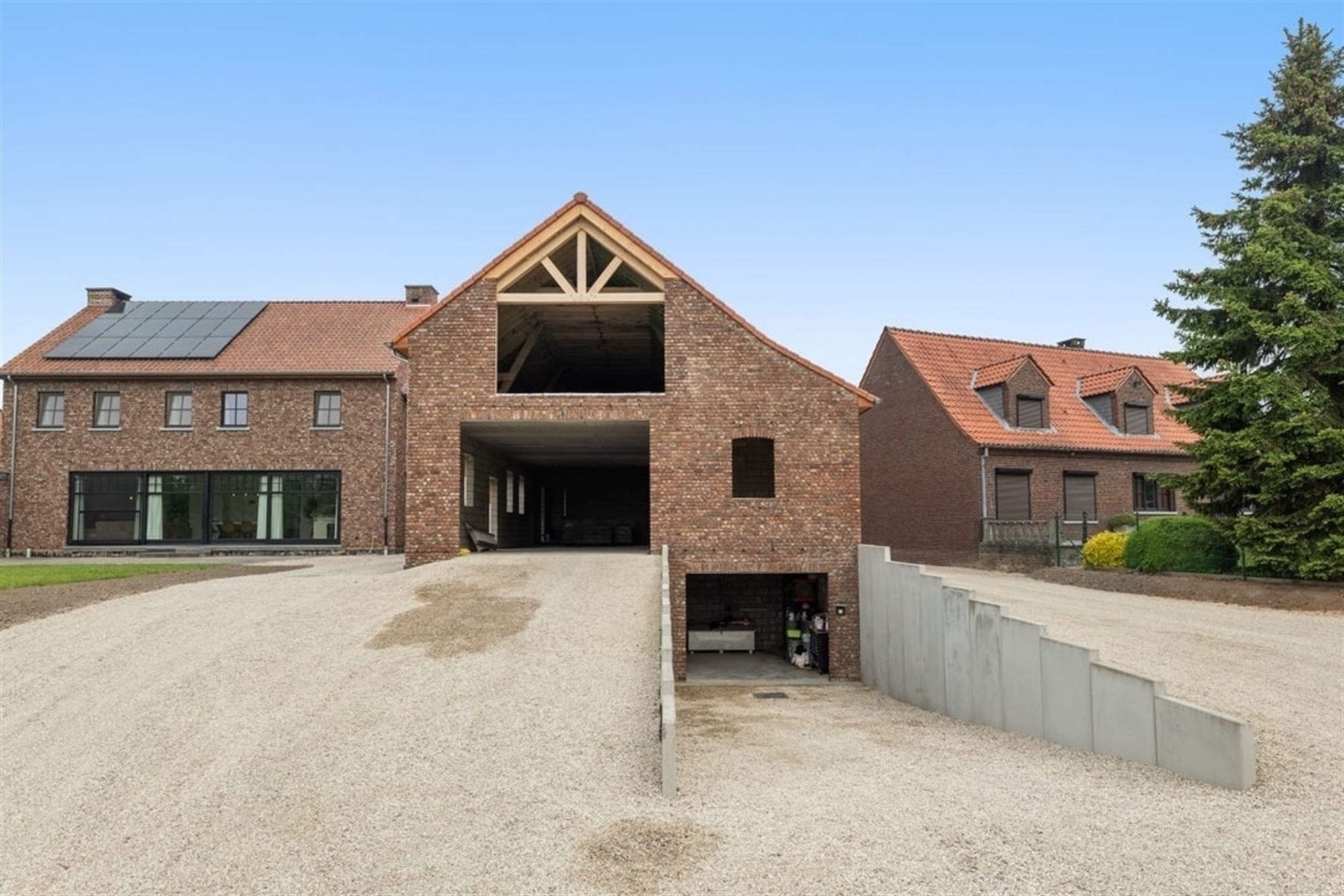 UNIEKE LANDELIJKE GEZINSWONING MET BIJBOUW VAN 320M² OP PRACHTIG PERCEEL  foto 47