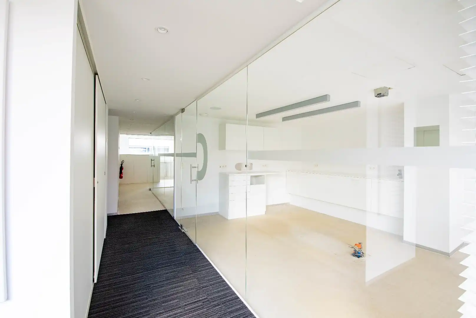 Boomsesteenweg 223 - Veelzijdige commerciële ruimtes te Wilrijk  foto 23
