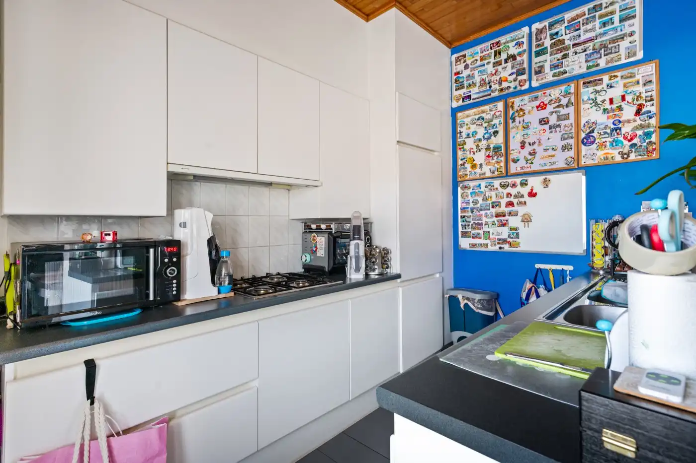 Tof app. op de 1e en 2e verd. met 2 slpk. en terrasje foto 6