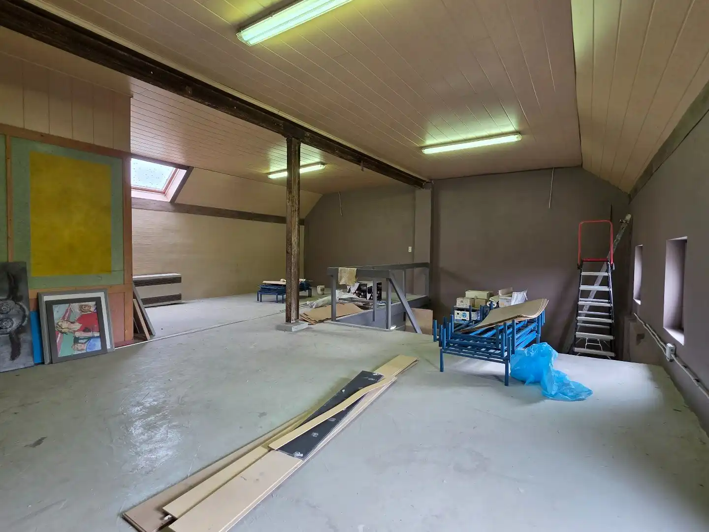 Vlot bereikbaar, veelzijdig atelier/magazijn in Beveren-Leie - geschikt voor diverse doeleinden! foto 23