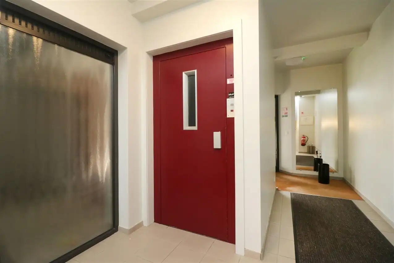 App. met één slaapkamer, autostaanplaats, nabij centrum foto 18