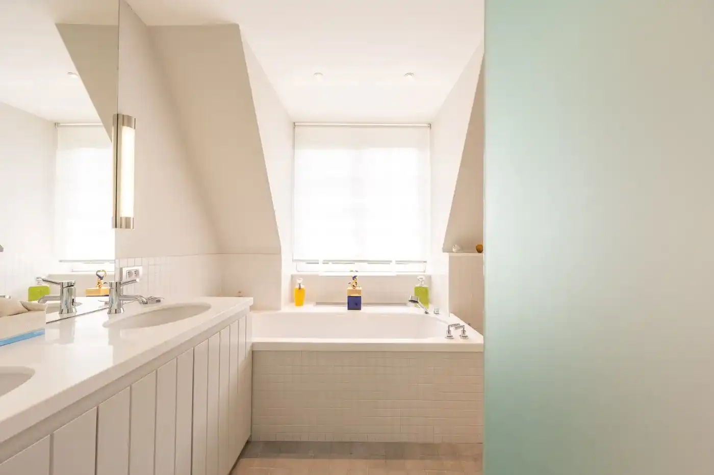 Ruime en stijlvolle villa met optimale privacy op een topligging in het Zoute foto 18