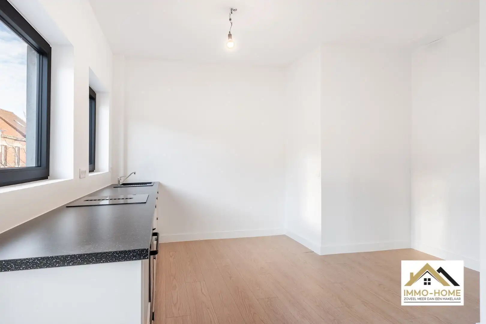 Ruim instapklaar appartement met twee slaapkamers foto 10