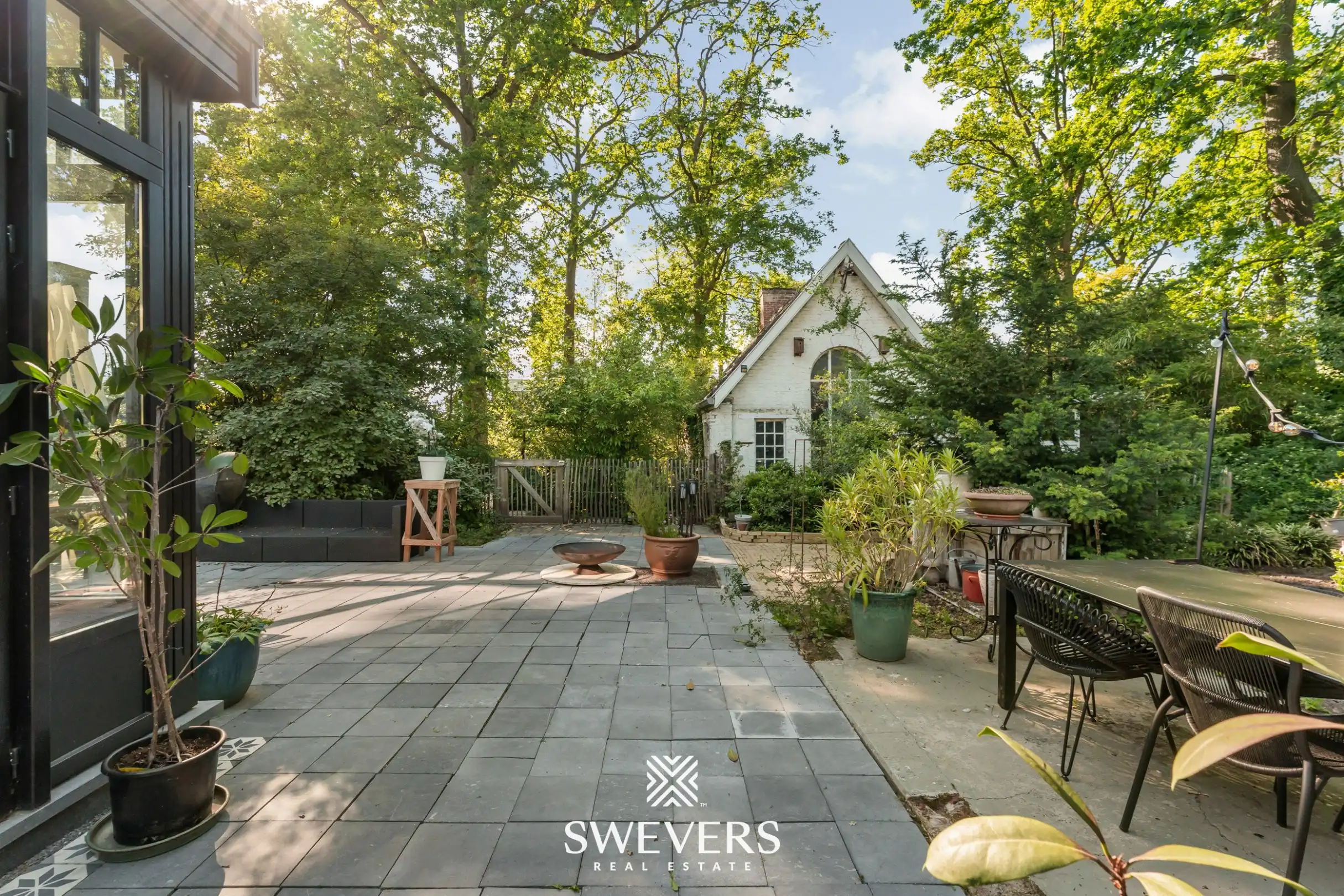 Belle-Epoque parel met 5 slpk in een park op 7.133m² foto 39
