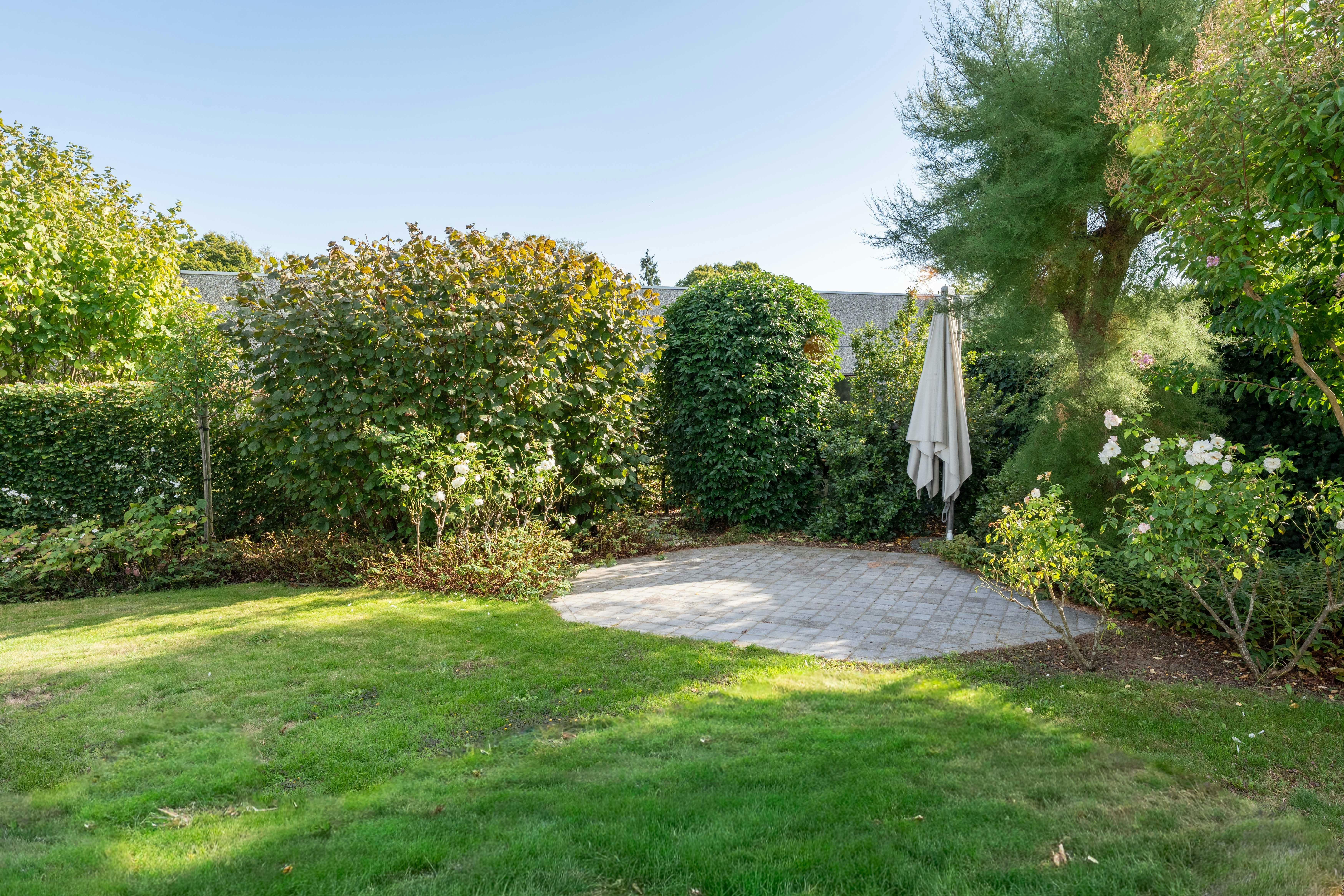 Vrijstaande villa met potentieel in Merellaan te Kortrijk foto 6
